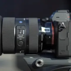 Obiektyw Sigma na aparacie Sony Alpha. Idealny, jaki obiektyw uniwersalny do Sony Alpha? Ten zestaw sprawdzi się w wielu sytuacjach.