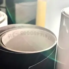 Jaka folia do naklejek? Przewodnik po rodzajach i zastosowaniach
