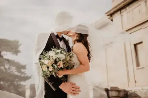 Jak skontaktować się z fotografem ślubnym? Poradnik krok po kroku