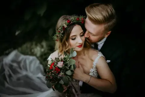 Ile kosztuje fotograf i kamerzysta na wesele? Ceny i pakiety