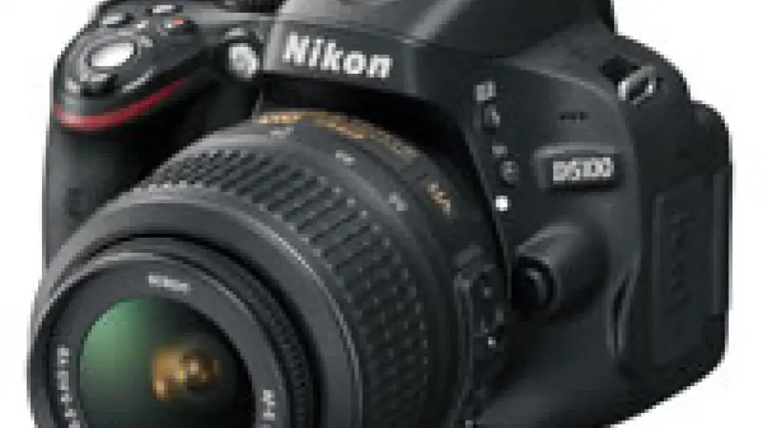 Zdjęcie Jaki obiektyw do portretów Nikon D5100? TOP modele