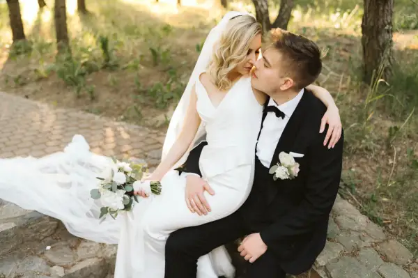 Jak wybrać fotografa na ślub? Praktyczny przewodnik krok po kroku